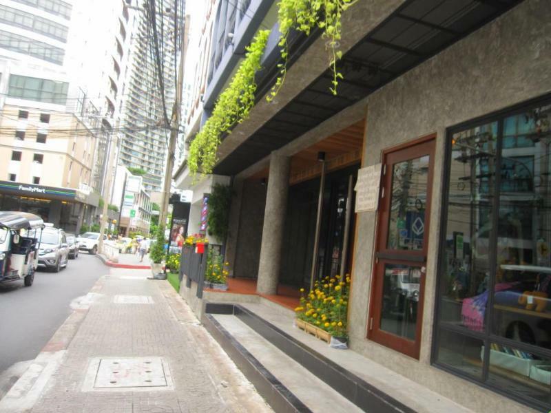 Zen Rooms Zleepmotion Bangkok Exterior foto